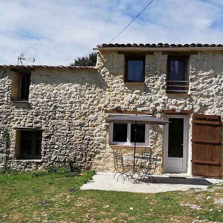 Studio Gard Calme Et Nature Russan Buitenkant foto