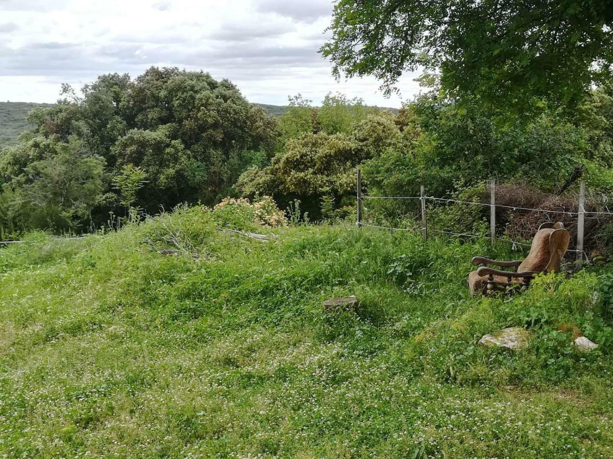 Studio Gard Calme Et Nature Russan Buitenkant foto
